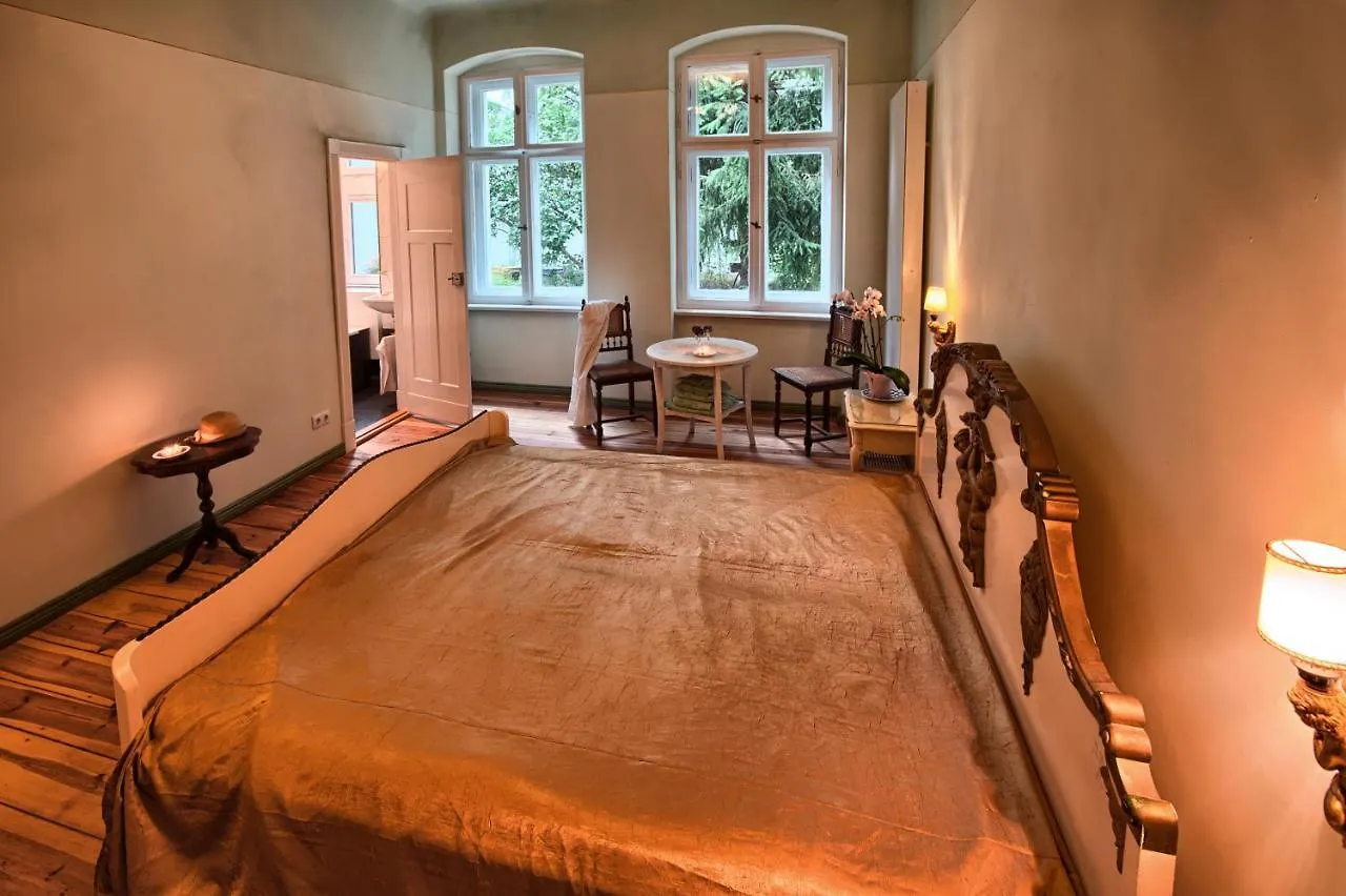 Pension Friedrich-Wilhelm Berlin Guest house